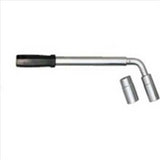 TELESCOPING LUG WRENCH